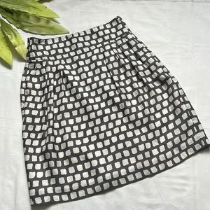 ⭐️Banana Republic Silk Skirt⭐️